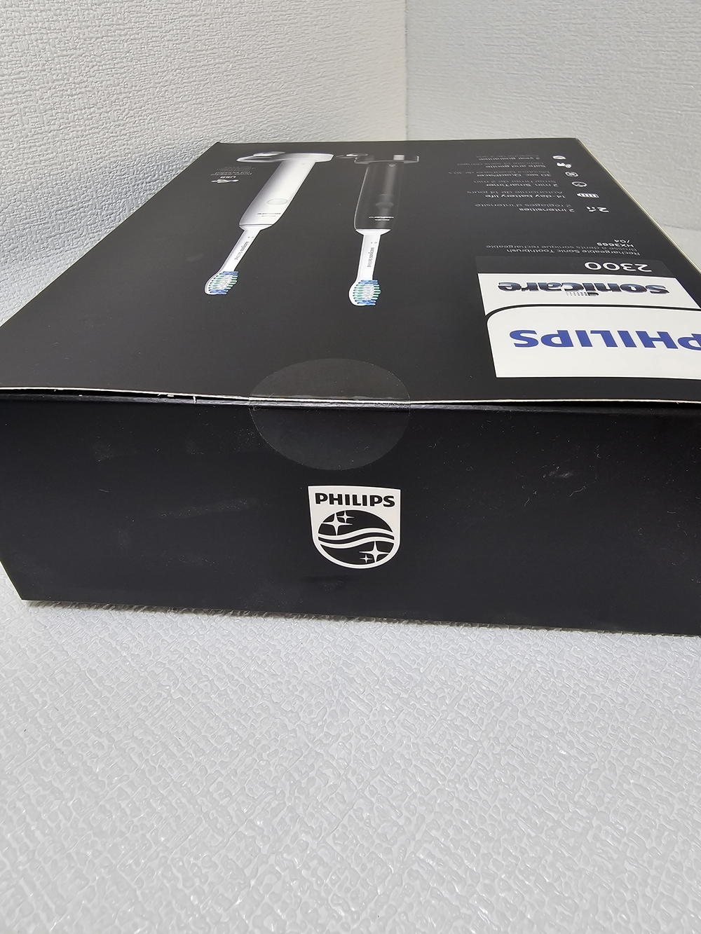 Philips Sonicare 2300 Electric Toothbrush Pair in White & Black - Picture 9 of 9